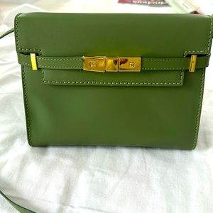 Olive purse with 2 straps